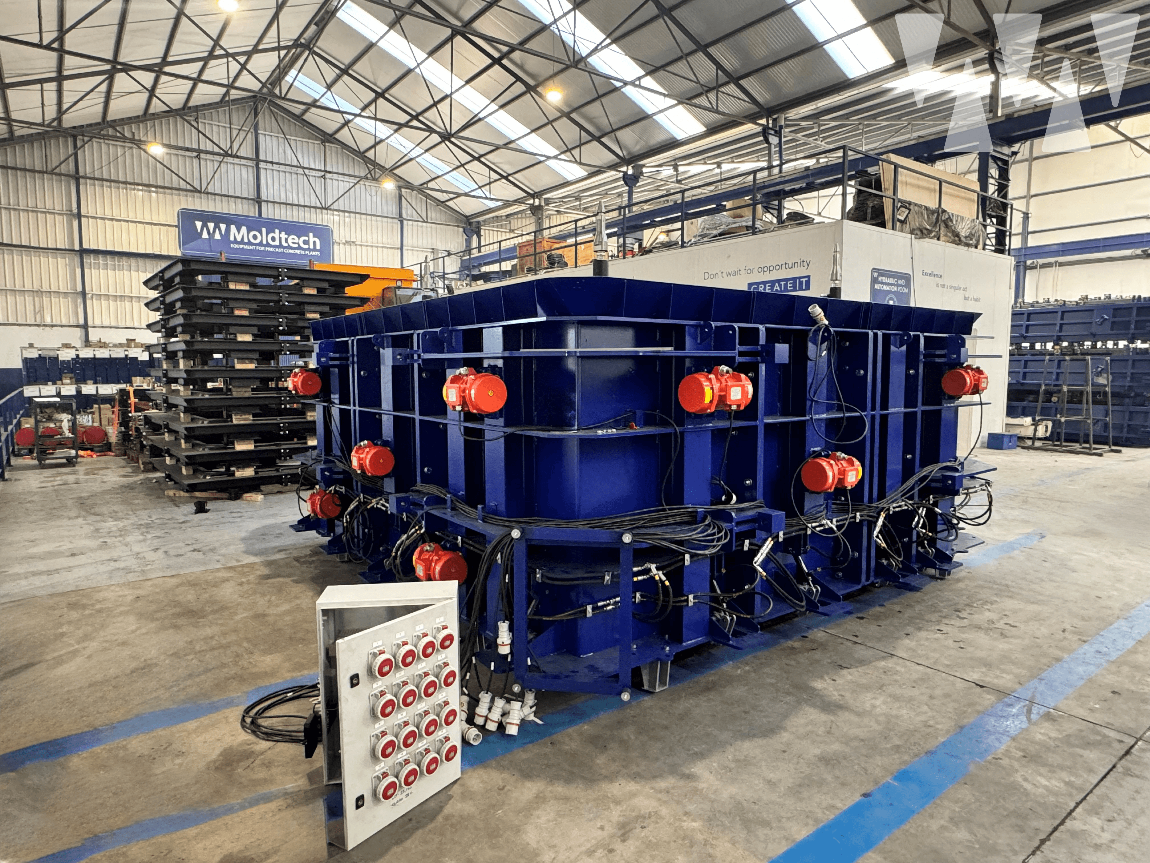 MT20 FROM MOLDTECH: THE MACHINE THAT TRANSFORMS THE PREFABRICATION OF  CONCRETE BOX CULVERTS AND CONQUERS GLOBAL MARKETS - Moldtech